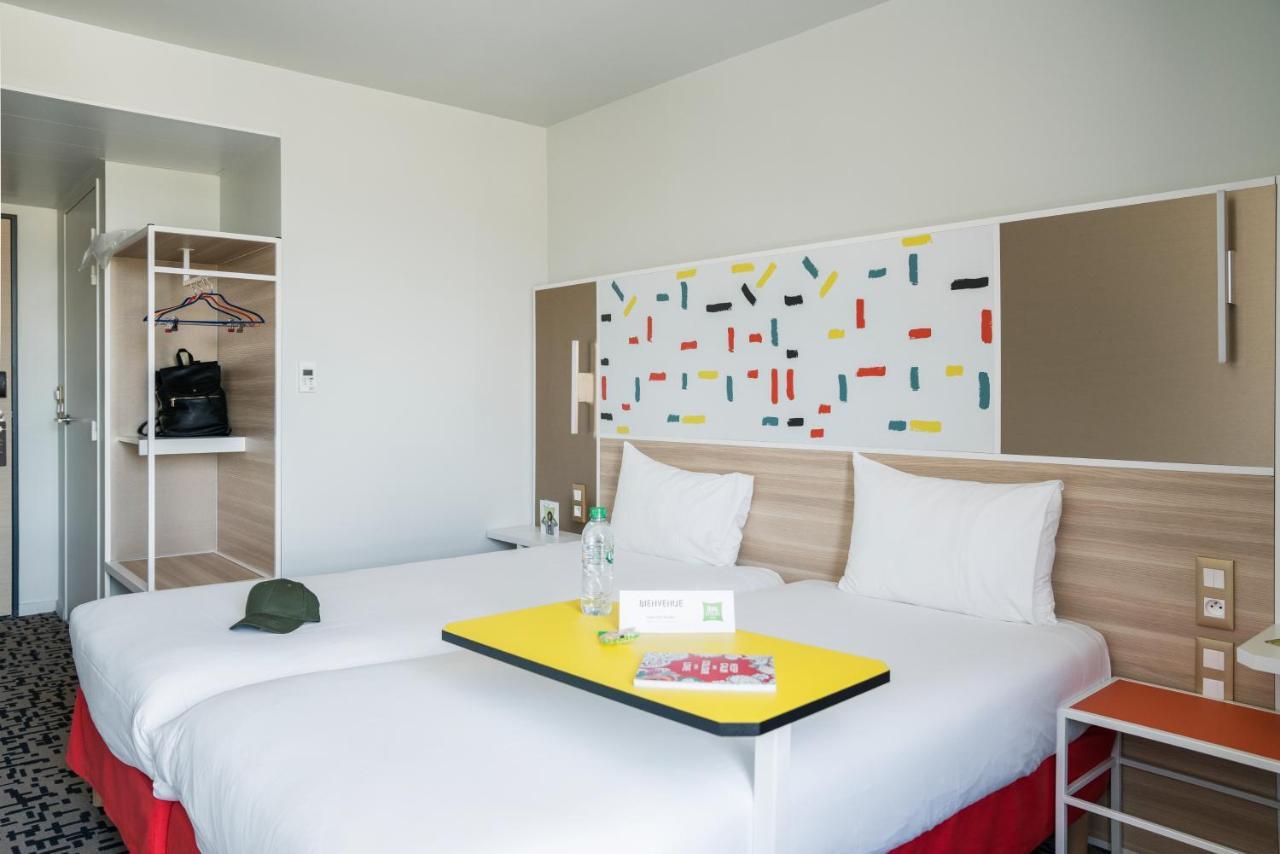 Ibis Styles Guyancourt Versailles Exterior photo